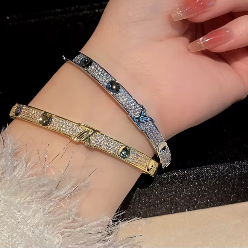 NEW FASHION LV EMPREINTE SILVER CRYSTAL BANGLE BRACELET - Picture 7 of 16